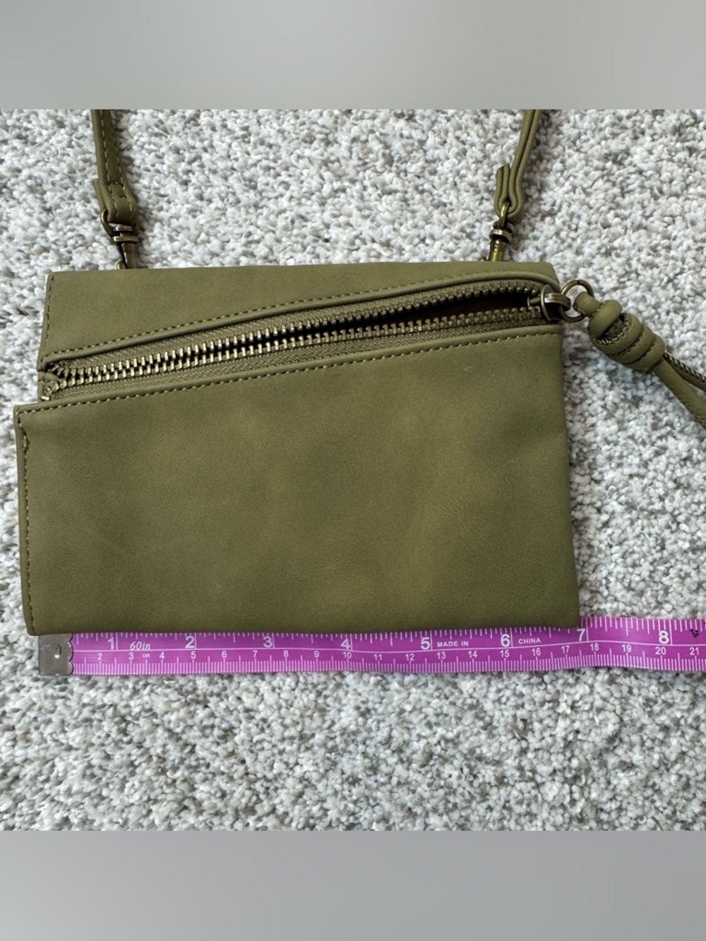 Universal Thread Olive Green Crossbody Wristlet Concert Ready - Picture 2 of 11